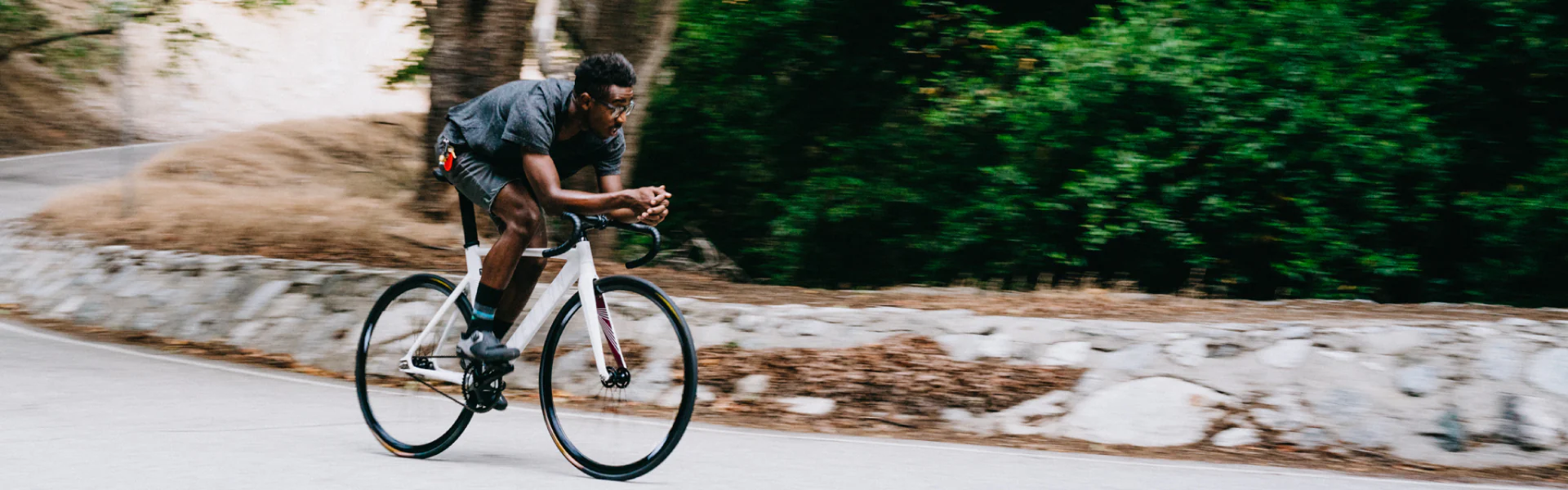 Vélo fixie best sale -Vélo fixie best sale 2018 Aventon CollectionBanner Desktop Mataro 001 e9dfbdf4 588f 4163 a610 7d513f59bd03